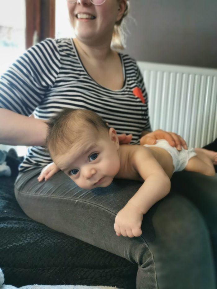 Les bienfaits du massage : apprendre à masser son enfant près de Nancy